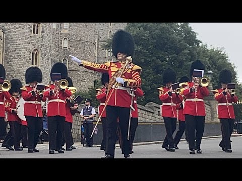 Changing the guard in Windsor (25/9/2021)
