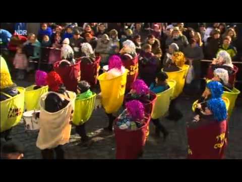 Der Spielmanns- und Hörnerzug beim Braunschweiger Schoduvel 2013