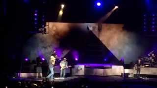 Jason Aldean Live in Bristow Performing "Tonight Looks Good On You"