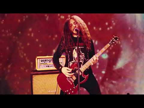 ACID MAMMOTH - Fuzzorgasm (Keep on Screaming) Official video // HEAVY PSYCH SOUNDS Records