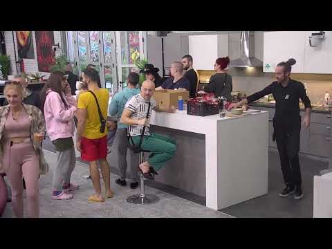 UKUĆANI O DUSANOVOM SEXUALNOM OPREDELJENJU - 05.12.2022. - INSTA TV