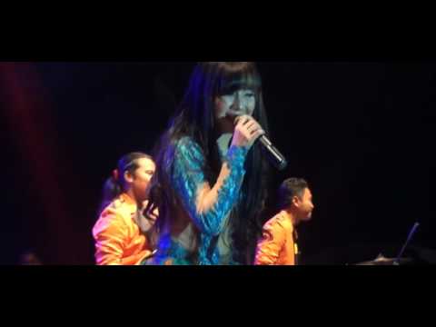 Kiki Anggun -Ayang ayang