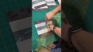 Simple &amp; Fast Strip Piecing with the Walking Trails Quilt Block! Use 3 colors or a whole Rainbow!