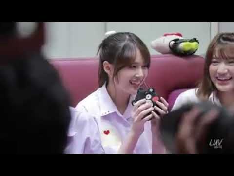 BNK48 เด็กหญิงปุณยวีร์ จึงเจริญ (aombnk48)