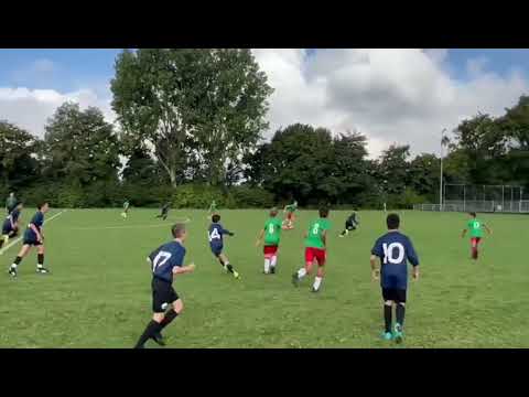 M.Reda speelt bij ZSGOWMS jo13-1       tegen SDW jo13-1  6-2  10-09-2022   in Amsterdam ⚽️🙏⚽️👌