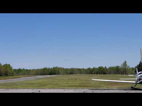 Piper Seneca V Fly-by