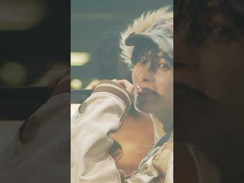 「両片想い」デジタル総再生回数1億回突破記念💞有明アリーナでのワンマンライブで披露した「両片想い」ライブ映像を公開！