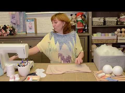 MASTER CLASS _ Learning to sew the body of a textile doll