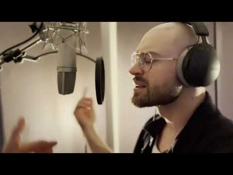 Stroppo - I shit my pants (Official Music Video)