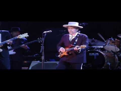 Bob Dylan, " People Are Crazy " Feis, London, June 6th 2011