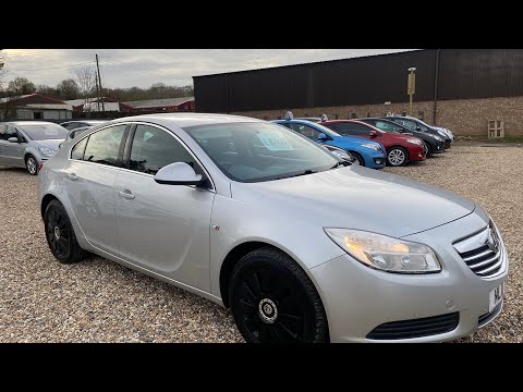 11 11 Vauxhall Insignia 2.0 CDTi Exclusiv Hatchback 5dr Diesel Auto Euro 5 (130 ps)