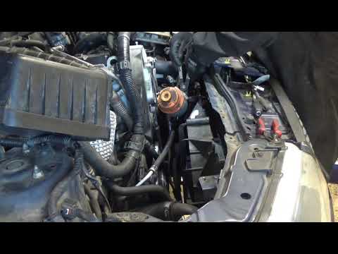 Suzuki Grand Vitara F9QB 2006 Radiator Replace PART 2-3