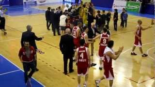 preview picture of video 'Recanati 49 - 101 Trieste - semifinale di ritorno ... che trasferta!!!'