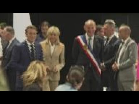 Macron votes in French parliamentary election