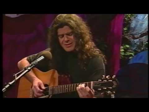 Gustavo Santaolalla - Un Poquito de Tu Amor (MTV Hora Prima)
