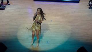 Thalia Frutas Live Miami 9/30/2016 (5/8)
