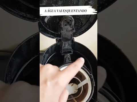 Café super quente na cafeteira #short #shorts #cafe #café #dicas #comofazer #receitas #dicassimples