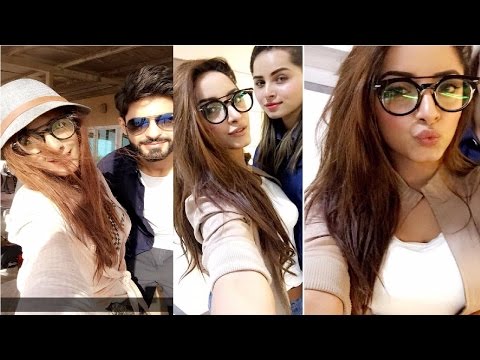 Sanam Chaudhry partying on the beach with her friends