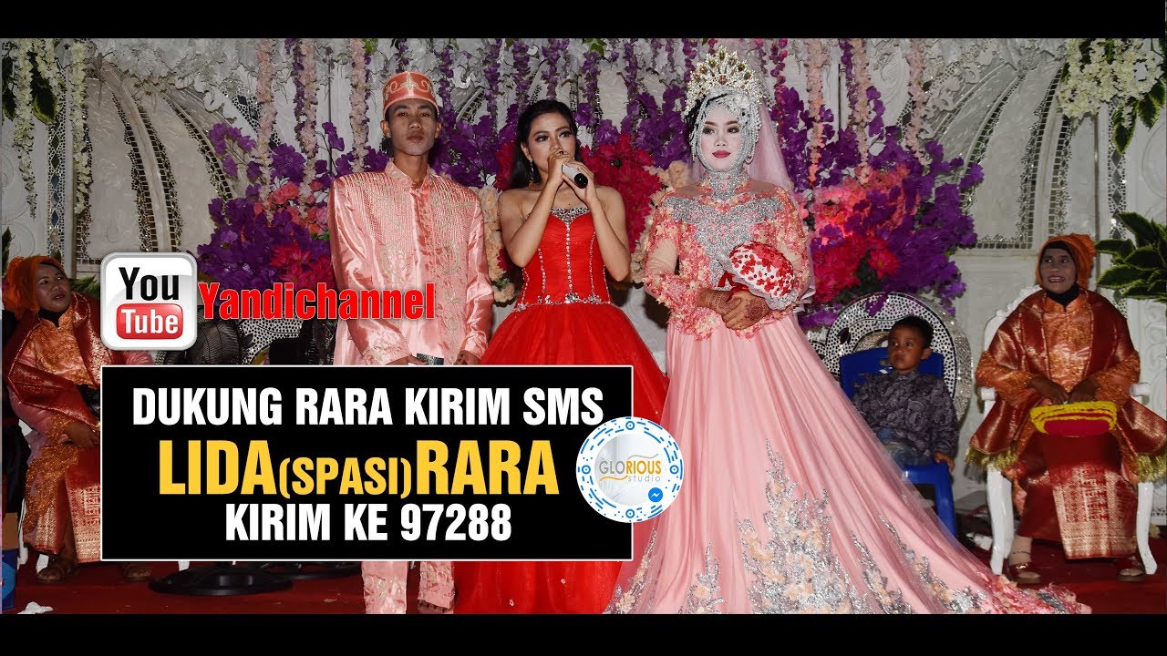 PENAMPILAN MEMUKAU RARA DUTA LIGA DANGDUT DUET DENGAN PENGANTIN