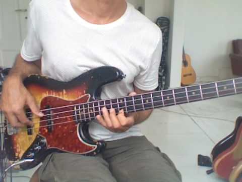 L250 Gm7 dorian scale bass lick