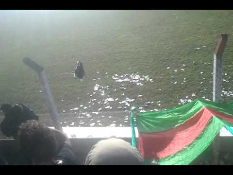 Hinchada del Progre en el clásico vs Quilmes Sur (Ex Las Mandarinas) N2