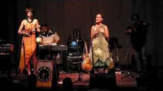 The Ditty Bops @ Old Town School: "Stole Your Wishes"