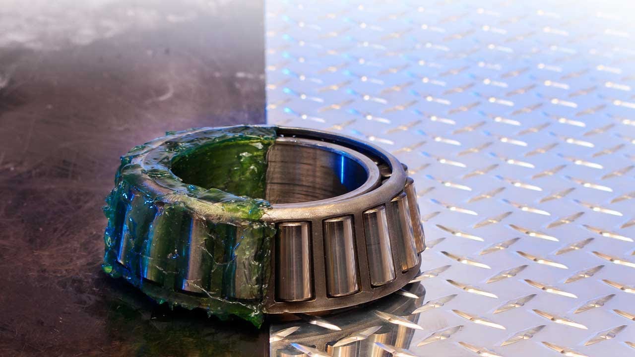 How to Select the Best Bearing Lubricant