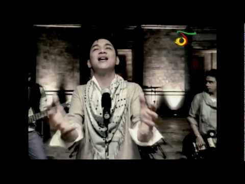 UNGU - Dengan Nafasmu | UNGUofficial