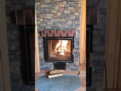 Видео о дверце камина 7