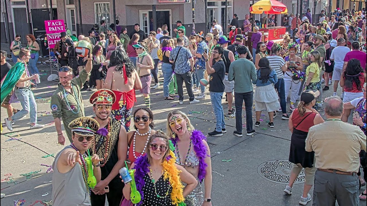 Bourbon Street — Live Cam live webcam