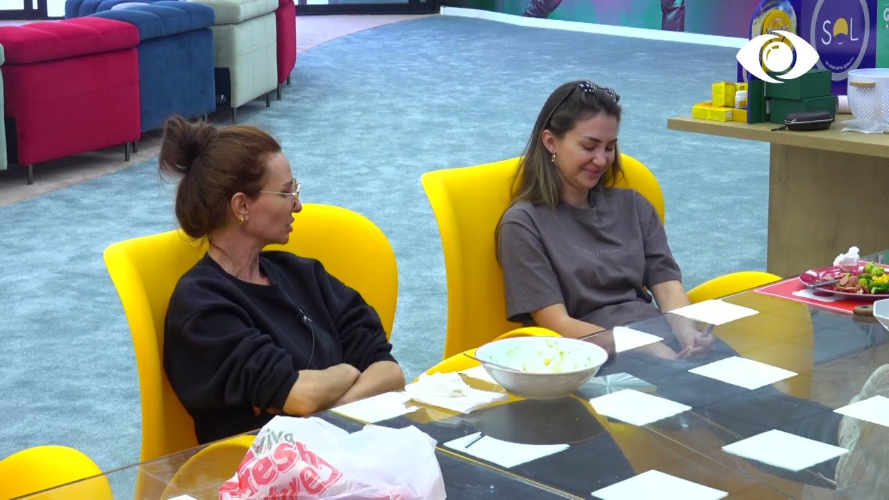 Ermiona këshillon Kiarën të pajtohet me Luizin