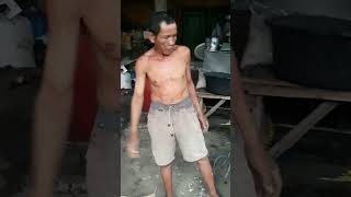 Download lagu Bapak bapak kuli berotot #motivation #bapak #bapakbapaklife mp3 Download lagu Bapak bapak kuli berotot #motivation #bapak #bapakbapaklife mp3