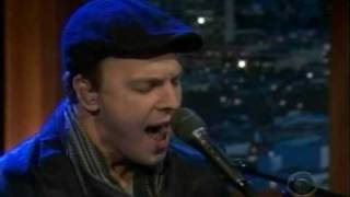Gavin DeGraw performing Dancing Shoes on Craig Ferguson 6/16/09