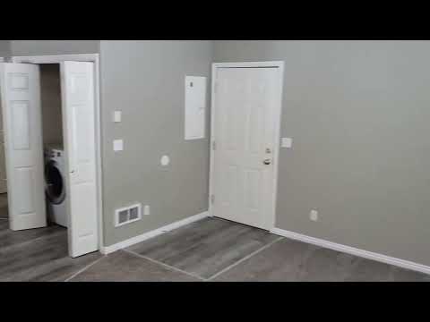 J885EN - Video 2 of 2