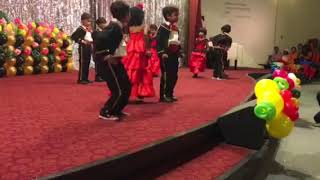 Mexican Hat Dance by kids
