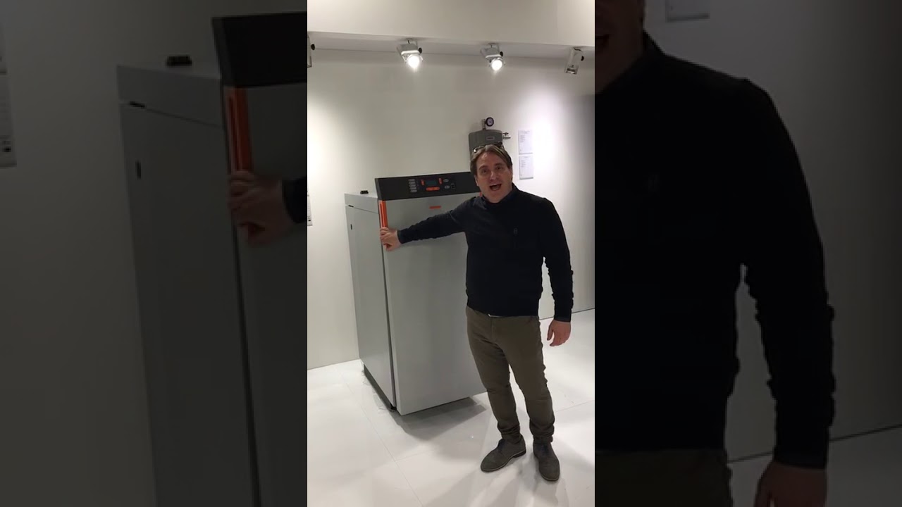 Stufa legna 4stelle Thermorossi lambda  evo 35kw fiamma inversa