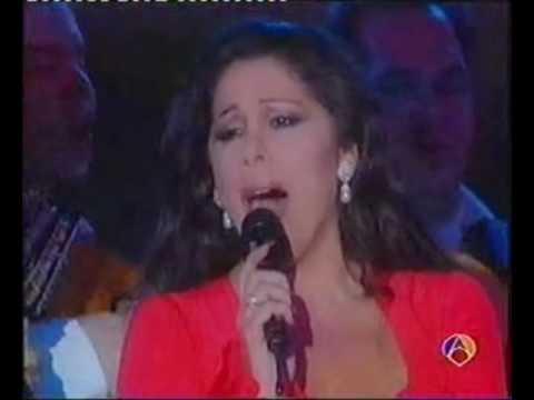 Yo vendo unos ojos negros Isabel Pantoja y la Tuna