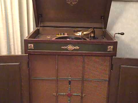 KEN SISSON SMITH BALLEW TOMMY DORSEY - COME ON, BABY - ROARING 20'S VICTROLA.MP4