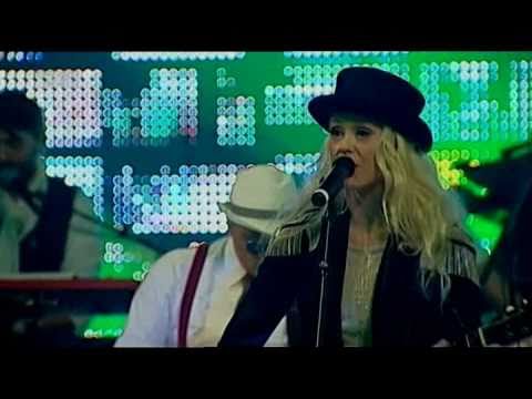 Welcome Back Colour - Tina Dickow
