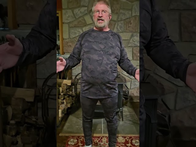 Vídeo relacionado con Ropa Interior Hombre,Conjuntos Térmicos para Hombres Invierno Cuello Redondo Camisetas Termicas Hombre Manga Larga y Pantalones Largos Camisa y Pantalón de Compresión Suave Cómodo Ropa de Dormir