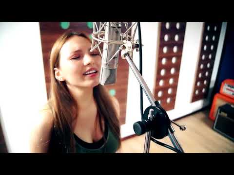 Don't Cry  Versión en español Guns N' Roses  Lucy Sanchez  Ariel ferrin