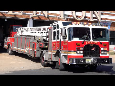 Trenton Fire Department Engine 10, Ladder 4 & South Battalion Responding