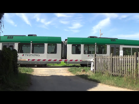 Passaggio a livello di via Marozzi - Motta San Damiano (PV) / Level Crossing / Bahnübergang / 平交道口