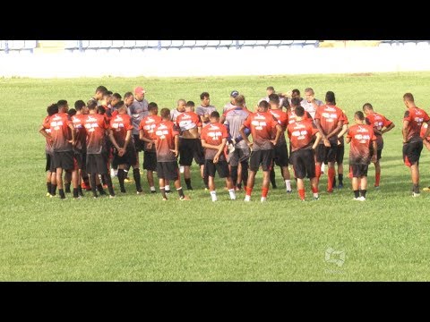 (EDIÇÃO 1º/05) - Jogadores do Moto Club enfrentam problemas fora de campo