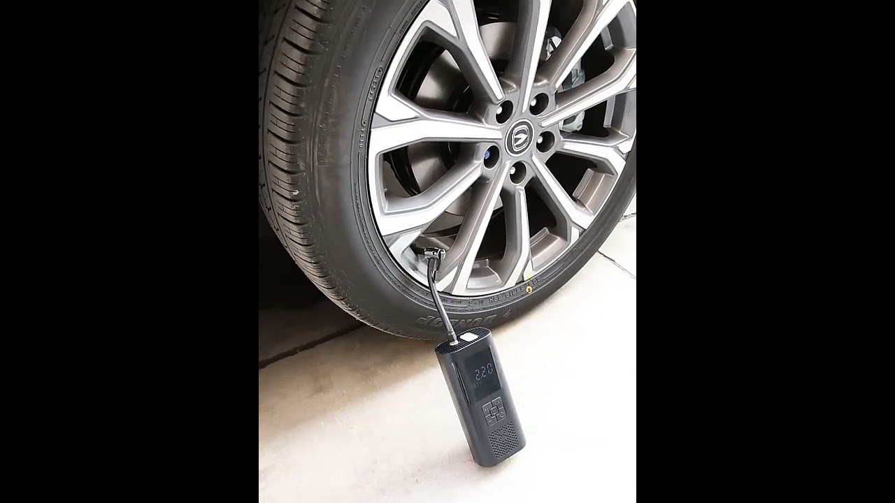 Compresseur d'air pour voiture, gonfleur pneu video thumbnail
