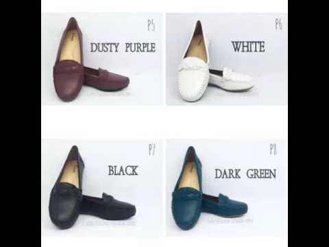 download lagu mp3 mp4 Butik Clarks, download lagu Butik Clarks gratis, unduh video klip Butik Clarks