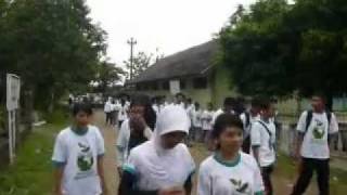 preview picture of video 'earth day th 2011 cimadu'