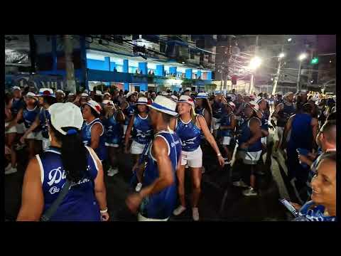 PORTELA - Ensaio de rua 18/01/2026. Lindo ensaio da comunidade Portelense.