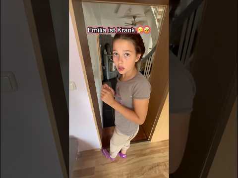 She's really sick👧🏼🤒 #shorts #trending #viralvideo #funny
