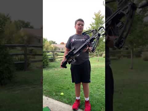 How to use a Barnett D.R.T crossbow and crank lever